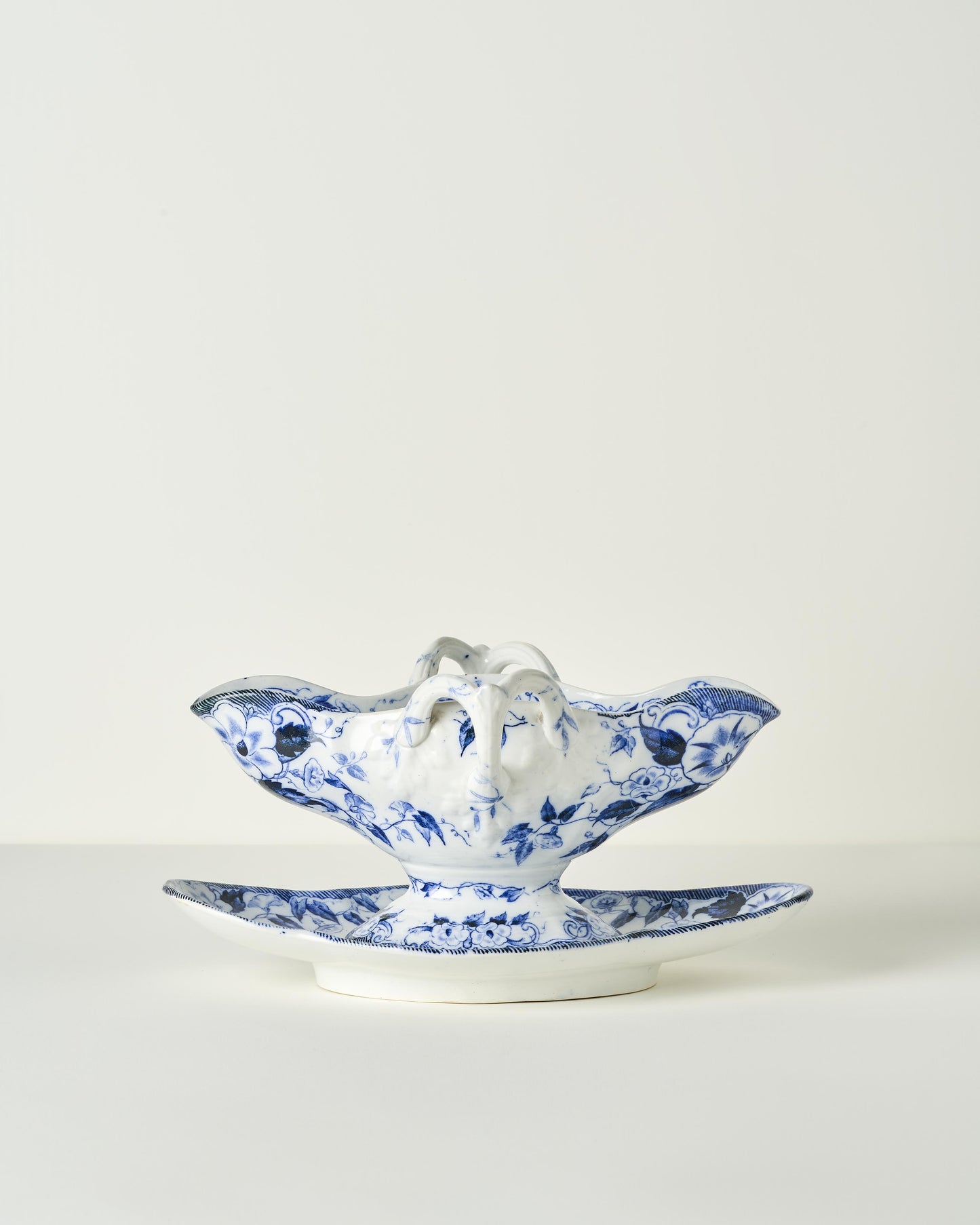 Creil et Montereau Flora Saucière & Saucer