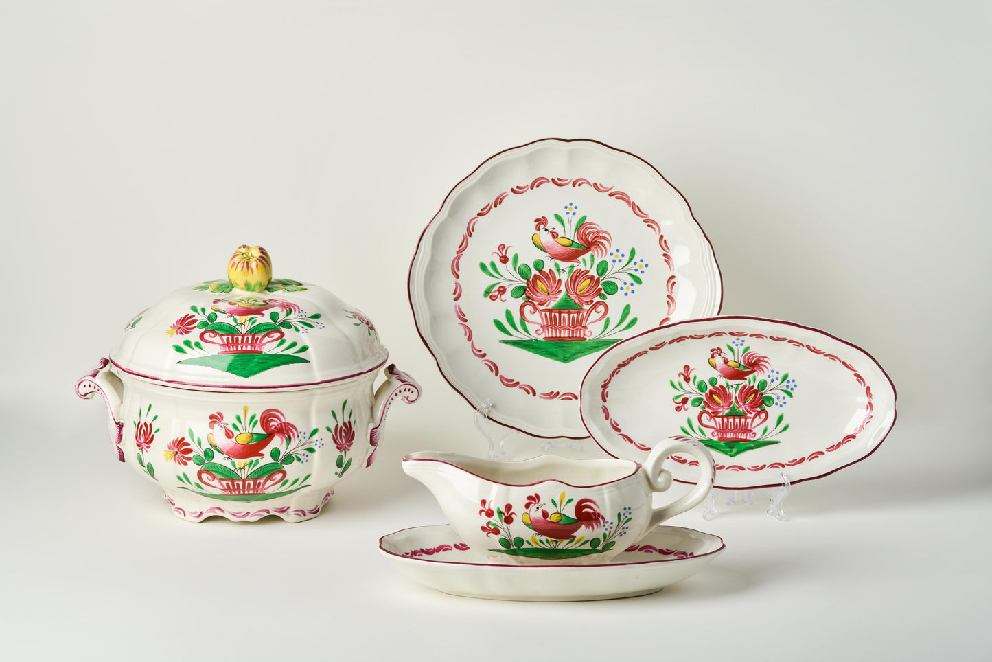St Clement Faience "Coq" Set