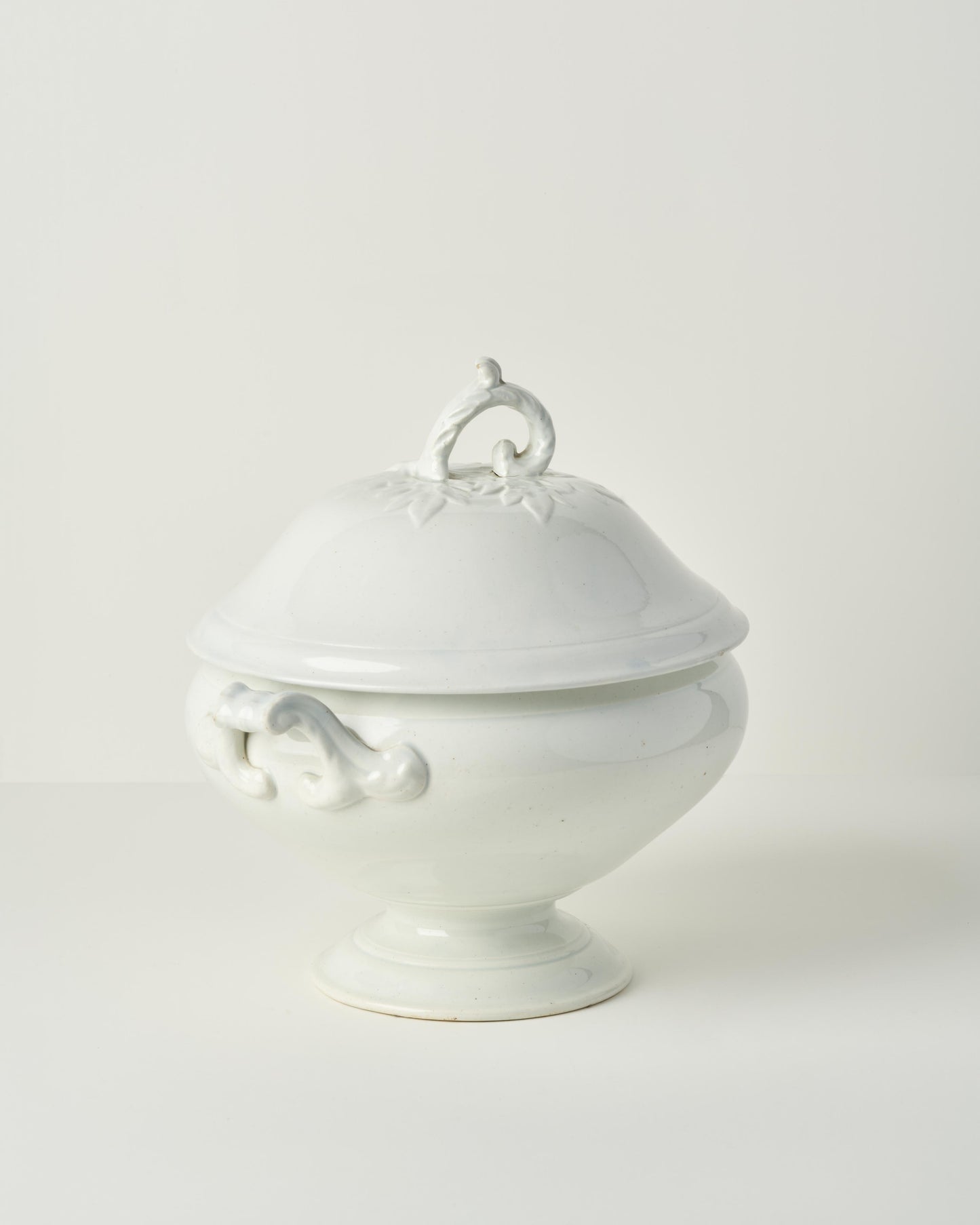 Antique Creil-Montereau Tureen