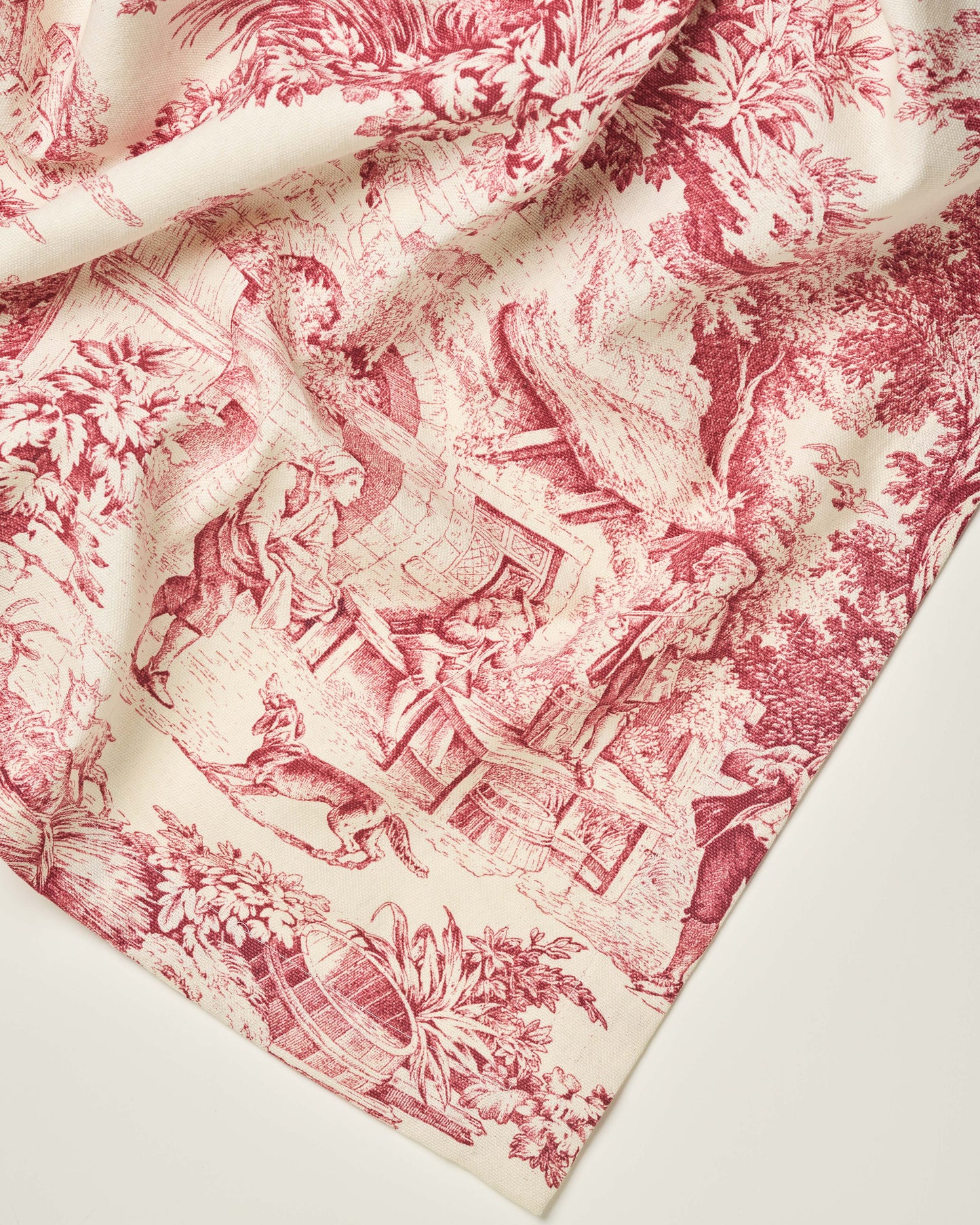 Toile De Jouy Tablecloth - burgundy