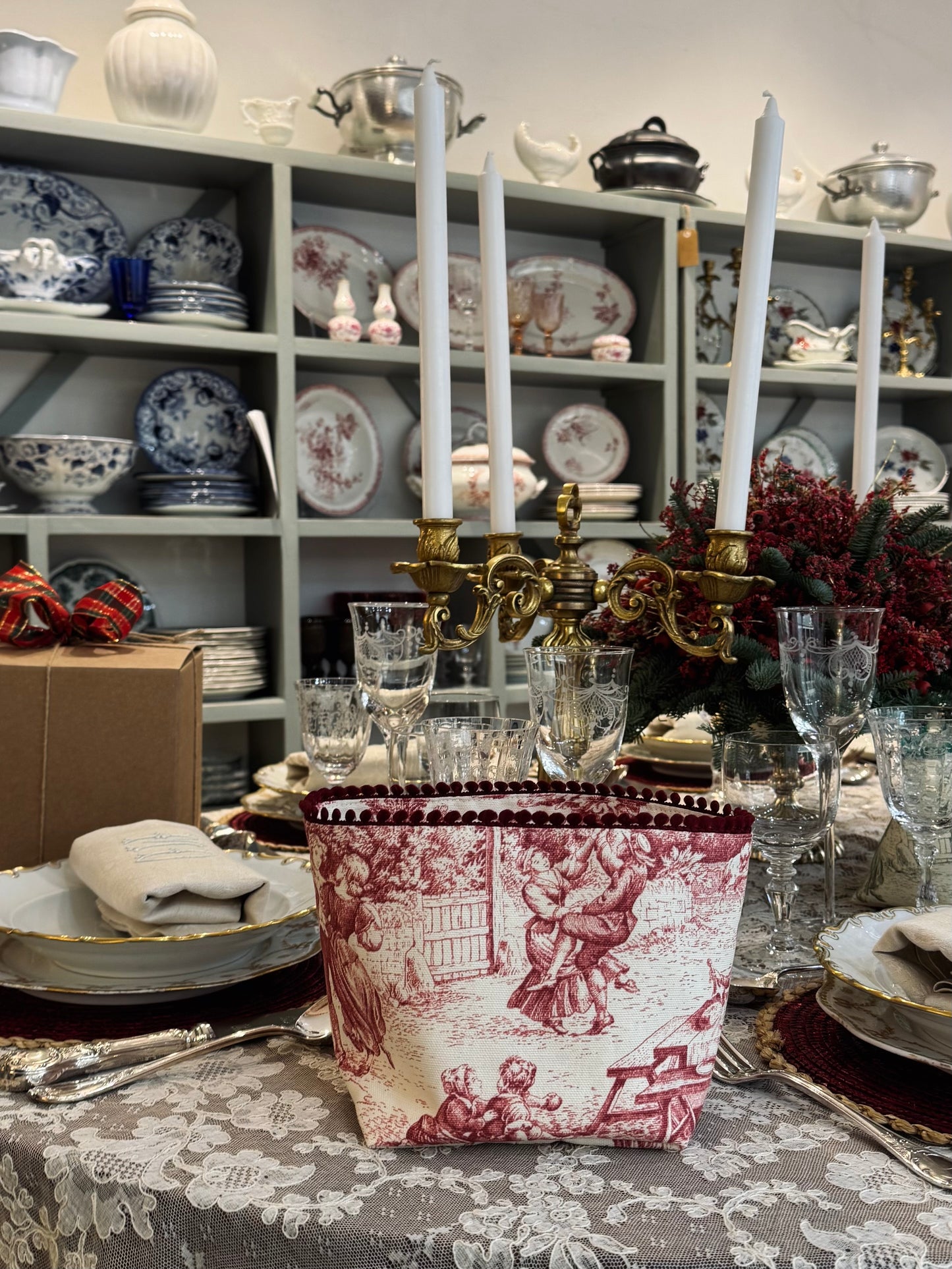 Toile De Jouy Bread Basket
