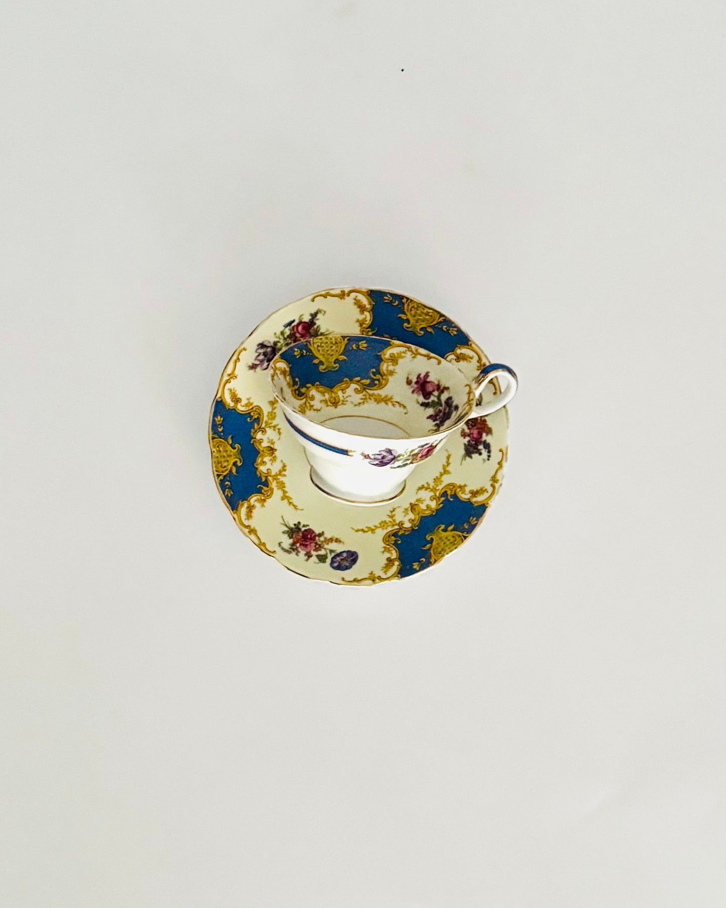 Vintage Grosvenor Teacup & Saucer