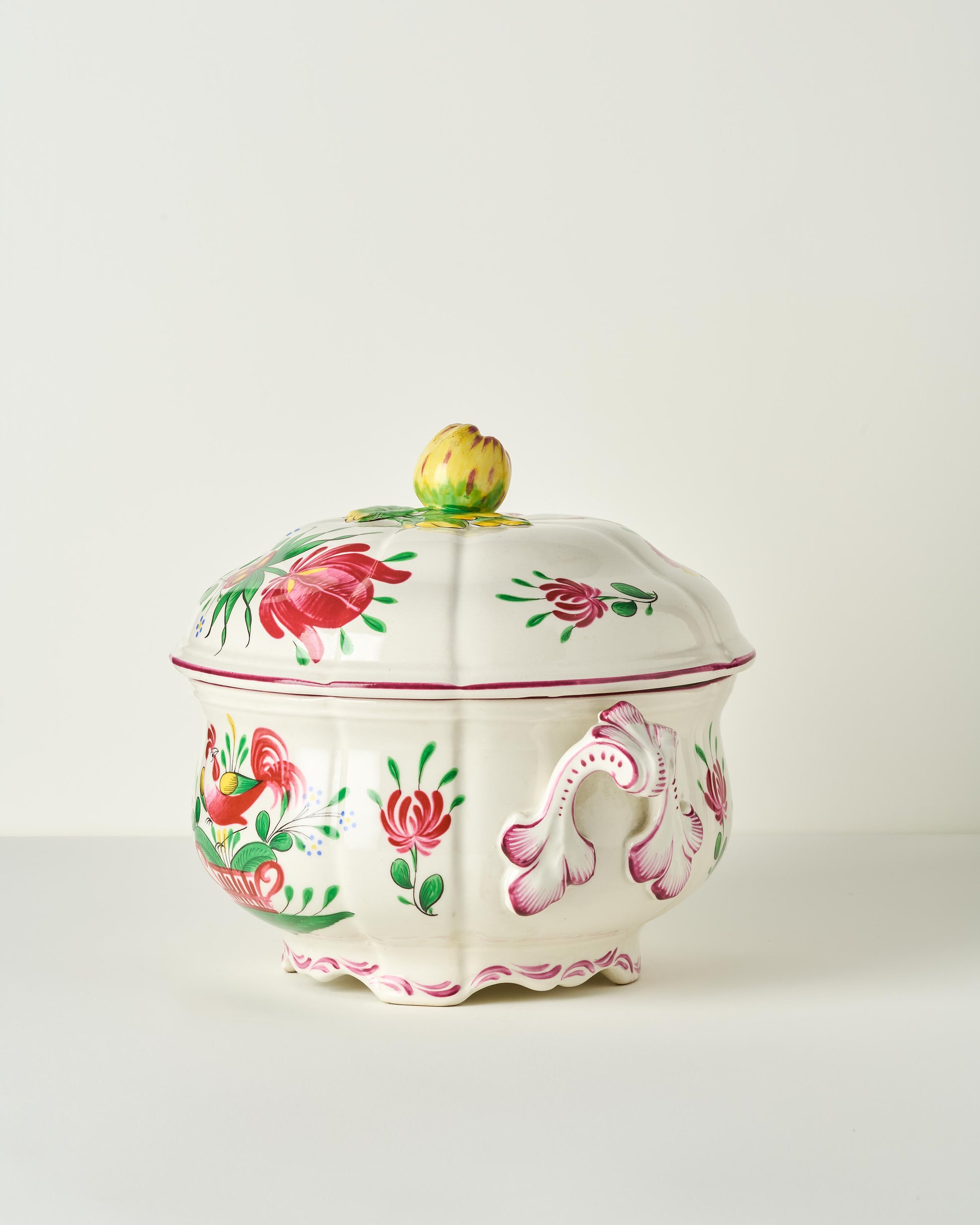St Clement Faience "Coq" Set