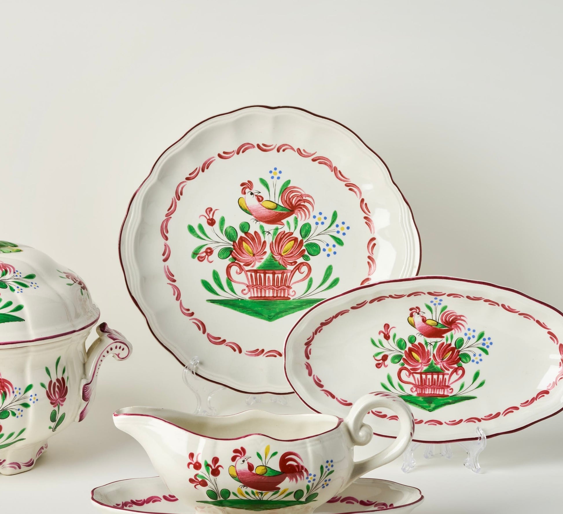 St Clement Faience "Coq" Set